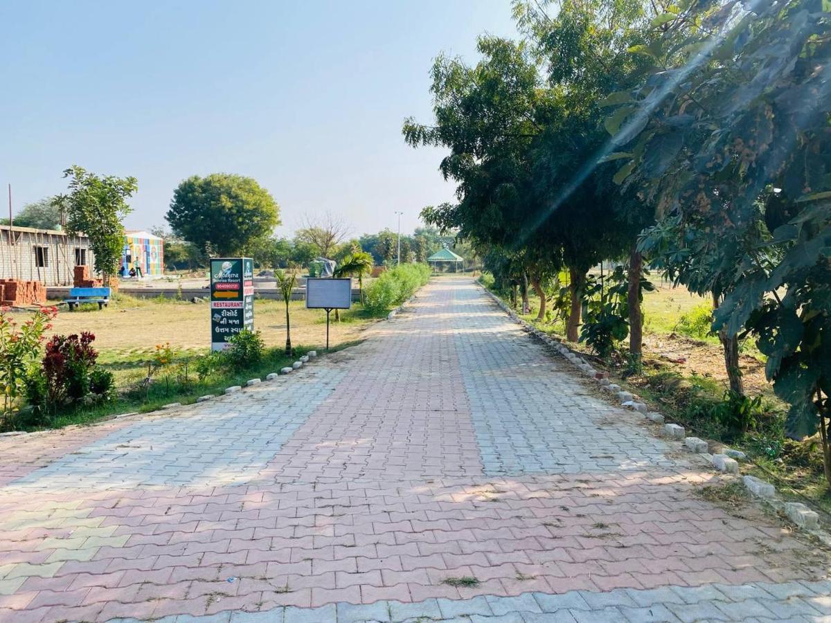Modhera Sunrise Resort - Tents Bhungas Jungle Restaurants & Candlelight Dining Kalri 외부 사진