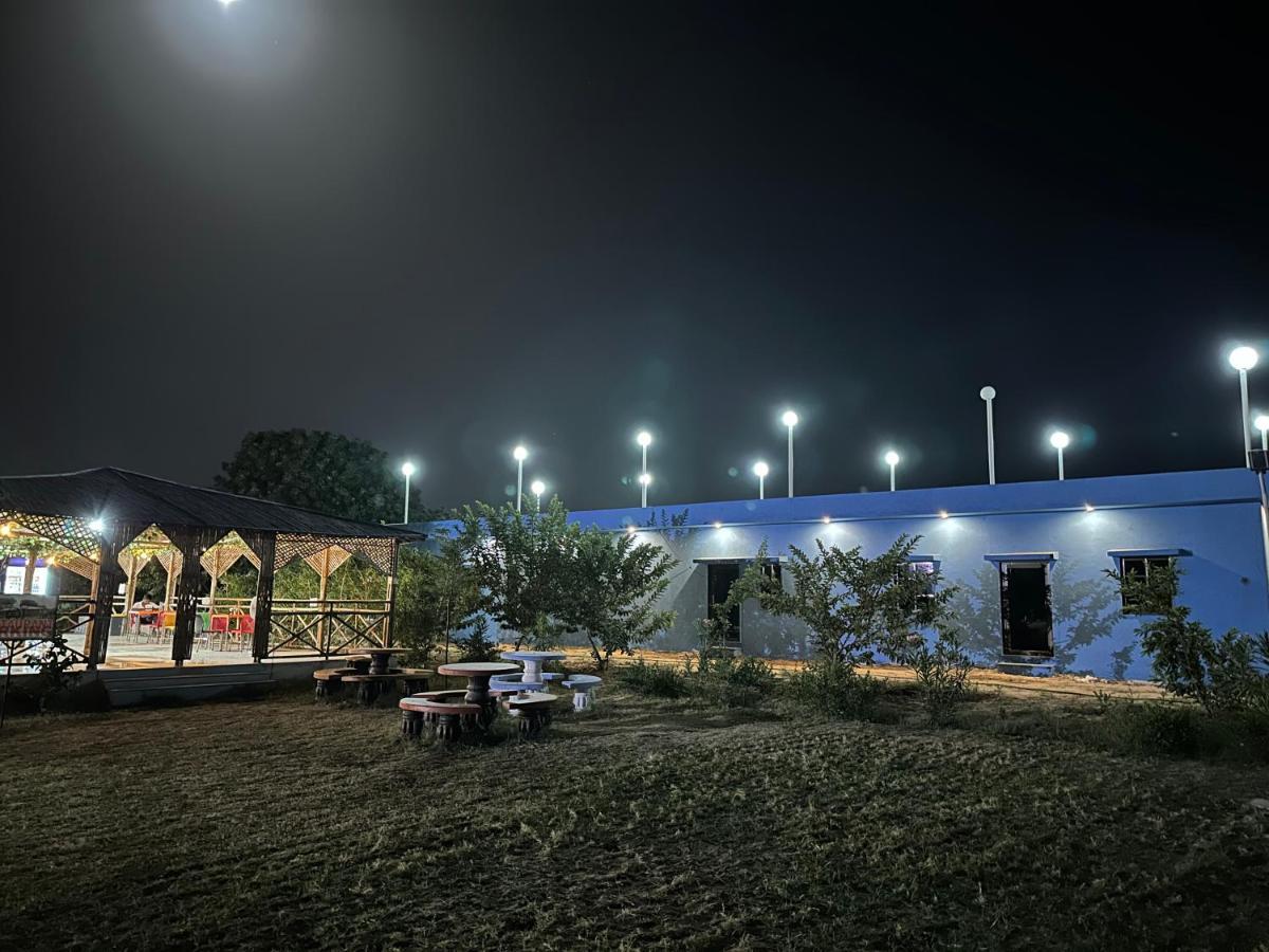 Modhera Sunrise Resort - Tents Bhungas Jungle Restaurants & Candlelight Dining Kalri 외부 사진