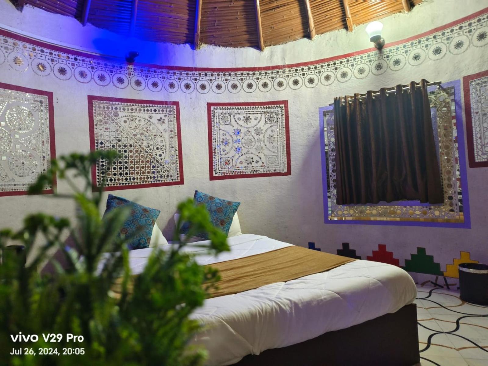 Modhera Sunrise Resort - Tents Bhungas Jungle Restaurants & Candlelight Dining Kalri 외부 사진